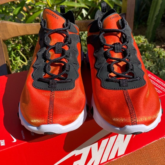 New Nike React Element 55 PRM SU19 Blk//BLK-Tr Yl - Picture 3 of 9